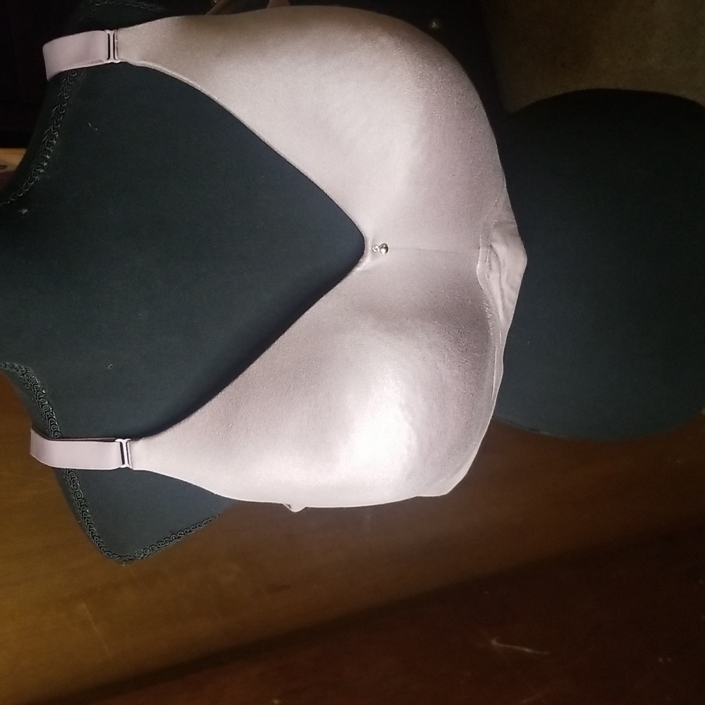 Wireless full coverage bra